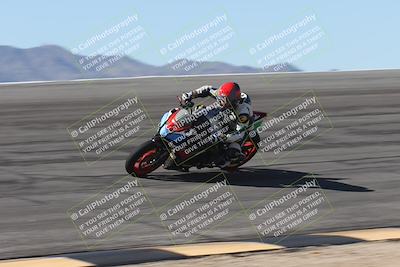 media/Oct-13-2025-Moto Forza (Mon) [[a66d839500]]/3-B Group/Session 2 (Bowl)/